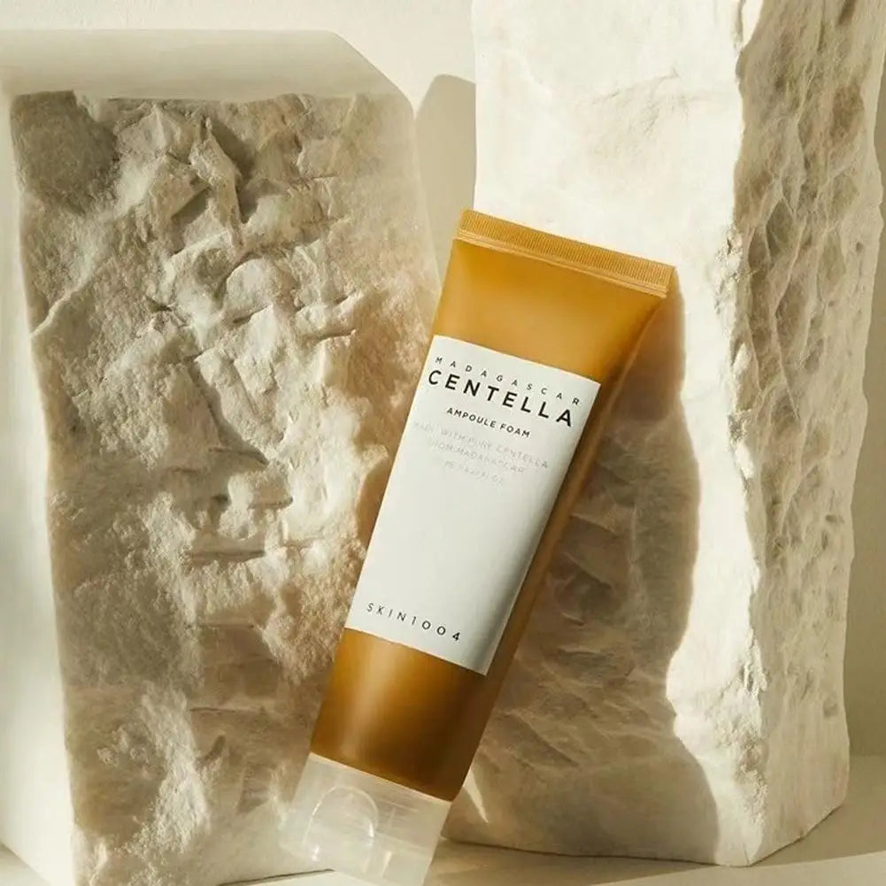 Nettoyant visage Skin1004 Centella Asiatica Nettoyant visage Essence Sel de l'Himalaya Mousse nettoyante en profondeur pour une purification douce et rafraîchissante